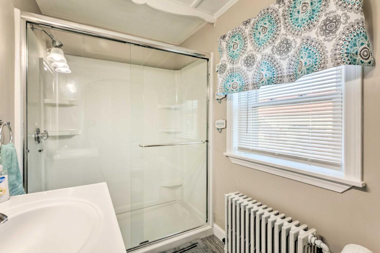 Newport House Less Than 3 Mi To Beaches And Bowens Wharf! 외부 사진